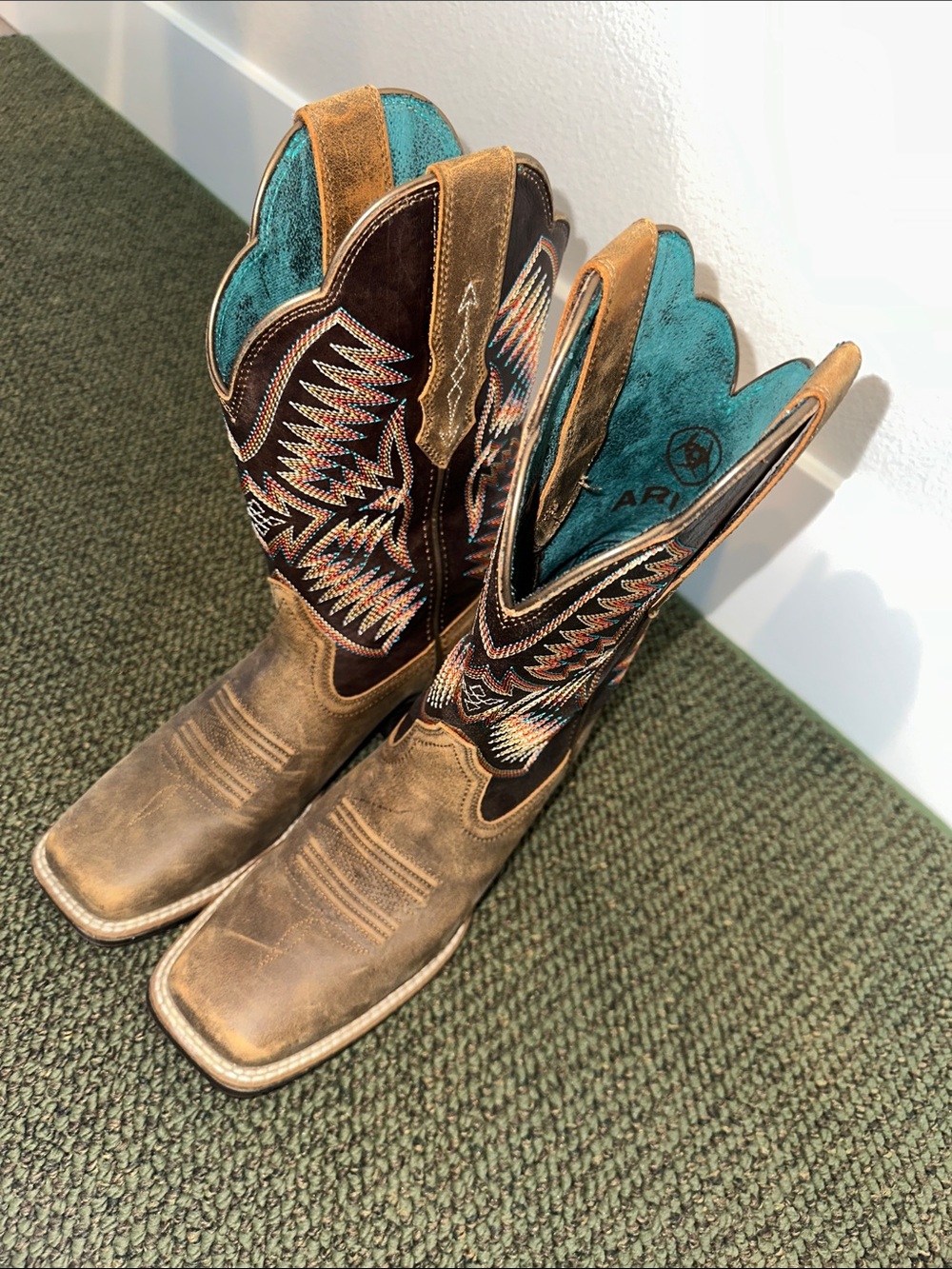 Ariat Brown Leather Western Boots with Teal Interior
